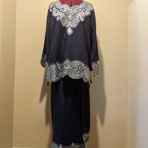 Vintage like new Two-Piece Embroidered Set – Navy Blue – One Size (M to XL)